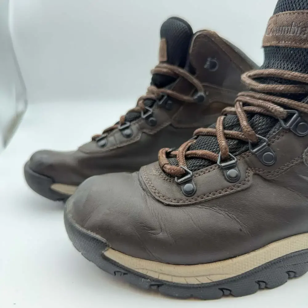 Columbia Newton Ridge Plus Waterproof Mid Hiking Boots
